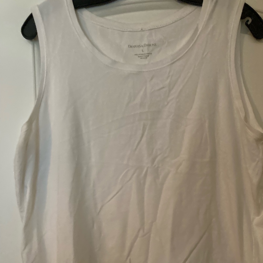 Drapers & Damons size large white tank